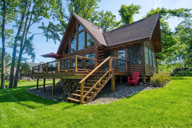 2137 E Round Lake Ct, Balsam Lake, WI 54810
