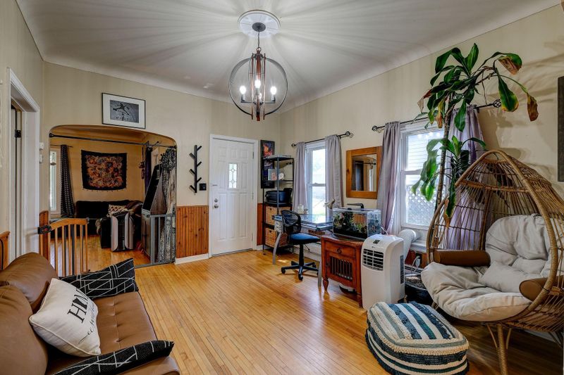 244 Annapolis St E, West Saint Paul, MN 55118