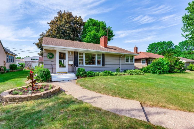 724 Maryland Ave W, Saint Paul, MN 55117