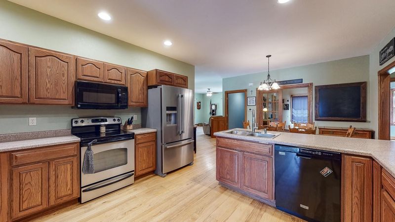 114 Elm St, Fountain, MN 55935