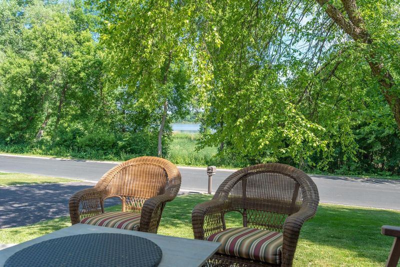 5835 Beachwood Rd, Mound, MN 55364