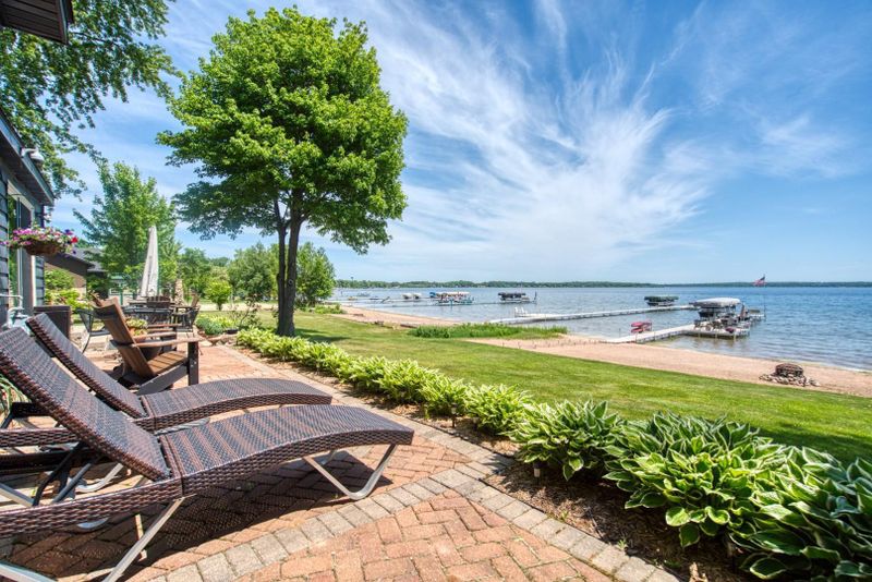 500 W Lake Dr, Shell Lake, WI 54871