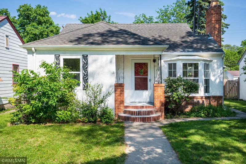 3438 Sheridan Ave N, Minneapolis, MN 55412