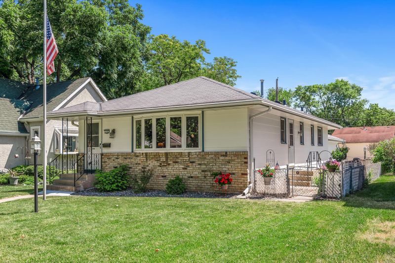 3726 Perry Ave N, Robbinsdale, MN 55422