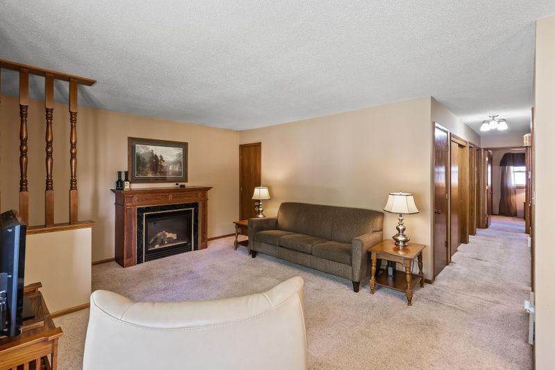 3726 Perry Ave N, Robbinsdale, MN 55422