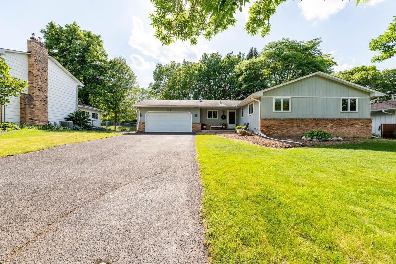 1738 18th Ave NW, New Brighton, MN 55112