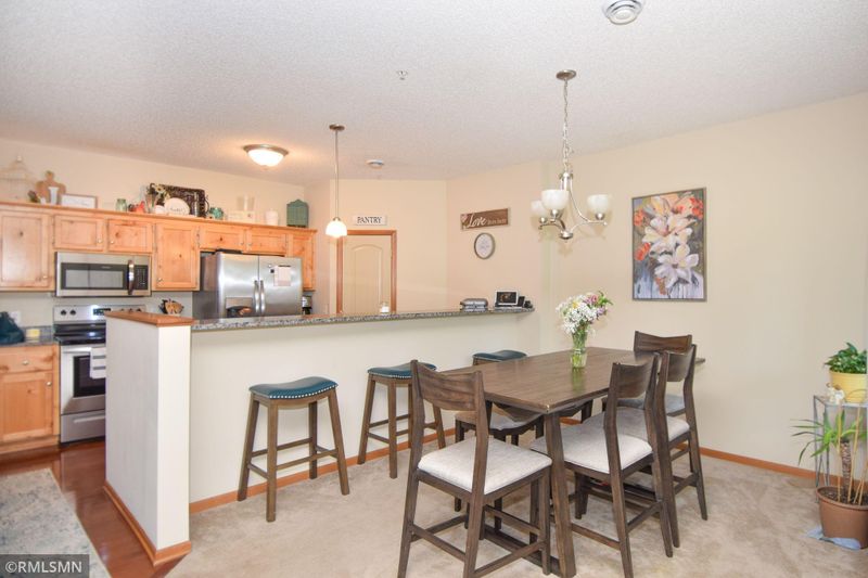 194 Shetland Ln, Circle Pines, MN 55014