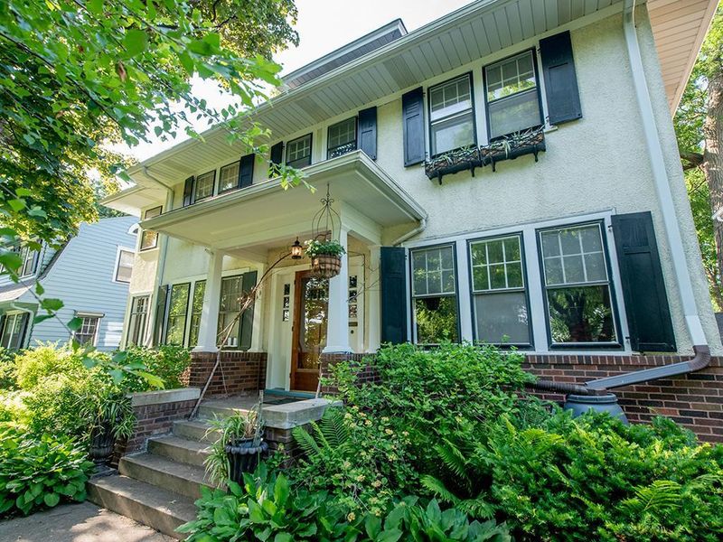 2230 Goodrich Ave, Saint Paul, MN 55105