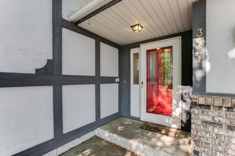 3421 Chandler Rd, Shoreview, MN 55126