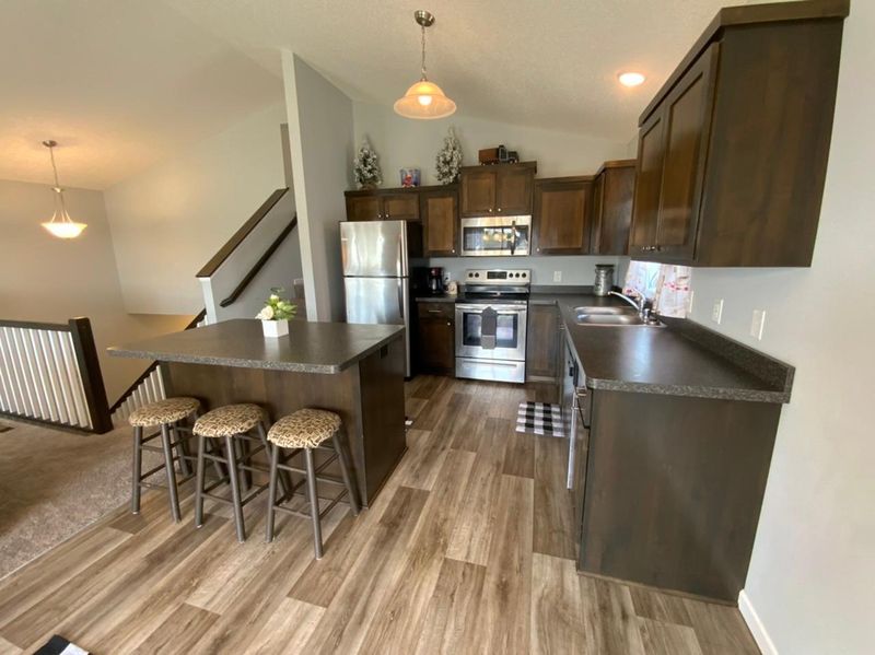 414 Bluebird St, Mora, MN 55051