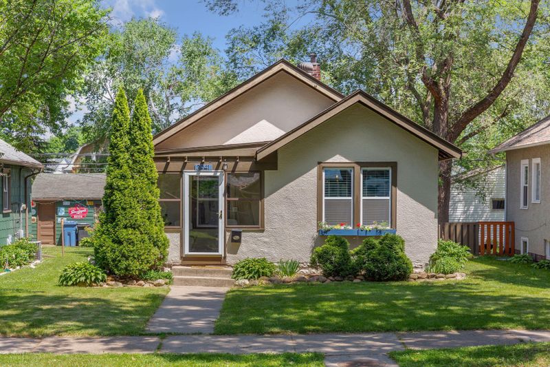3941 28th Ave S, Minneapolis, MN 55406