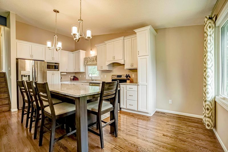4240 Highland Dr, Shoreview, MN 55126