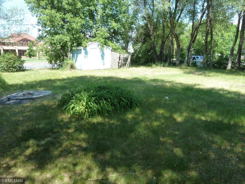 807 7th Ave S, Princeton, MN 55371