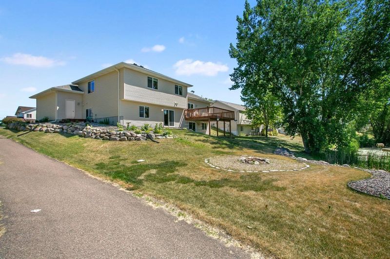 800 Vendell St, Buffalo, MN 55313