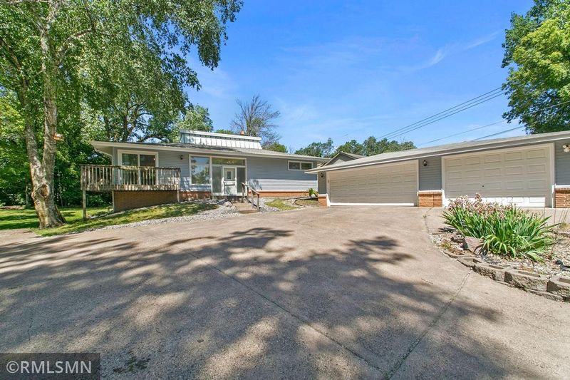 35 White Bear Ave S, Saint Paul, MN 55106