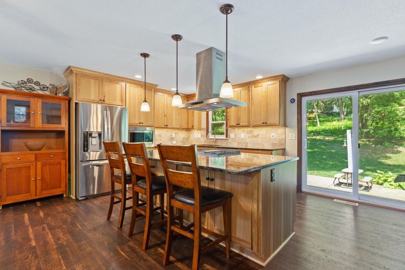 13951 Galway Ct, Apple Valley, MN 55124