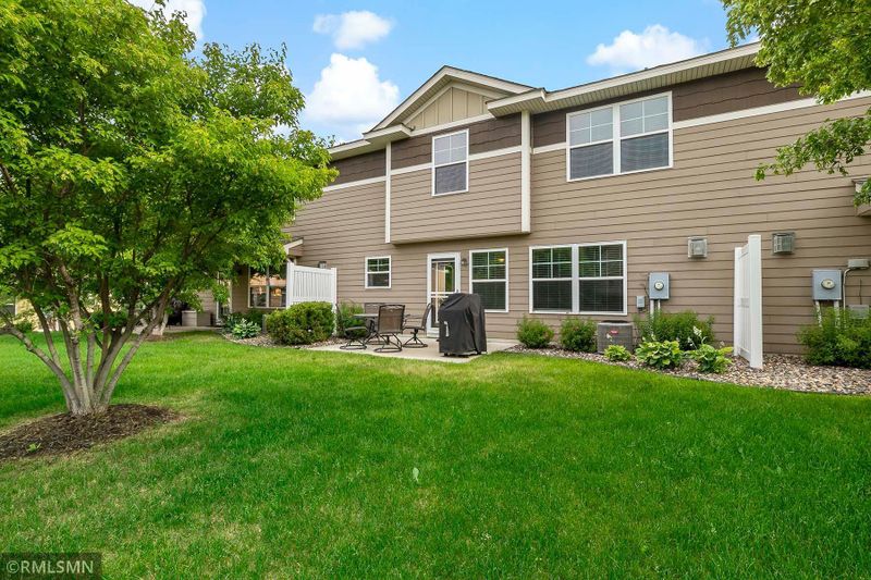 2167 Cedar Grove Trl, Eagan, MN 55122