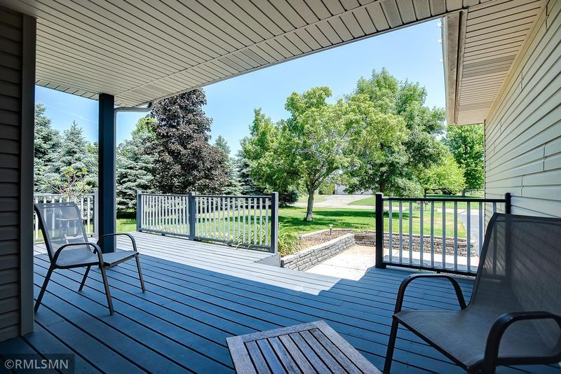 21568 Waco St NW, Nowthen, MN 55303