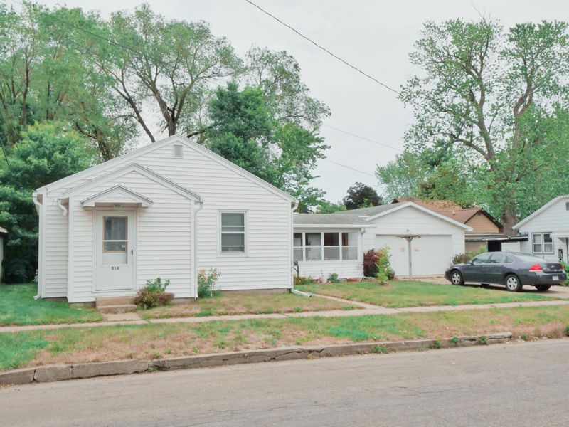 514 W Mark St, Winona, MN 55987