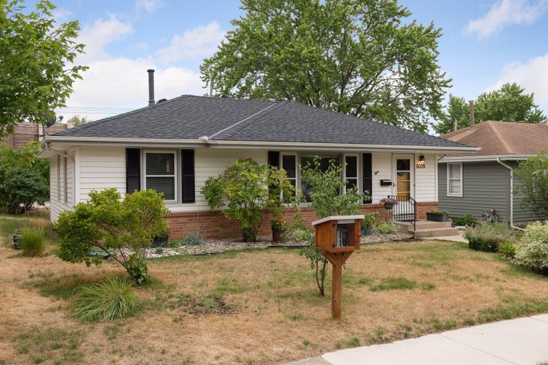 6009 Dupont Ave S, Minneapolis, MN 55419