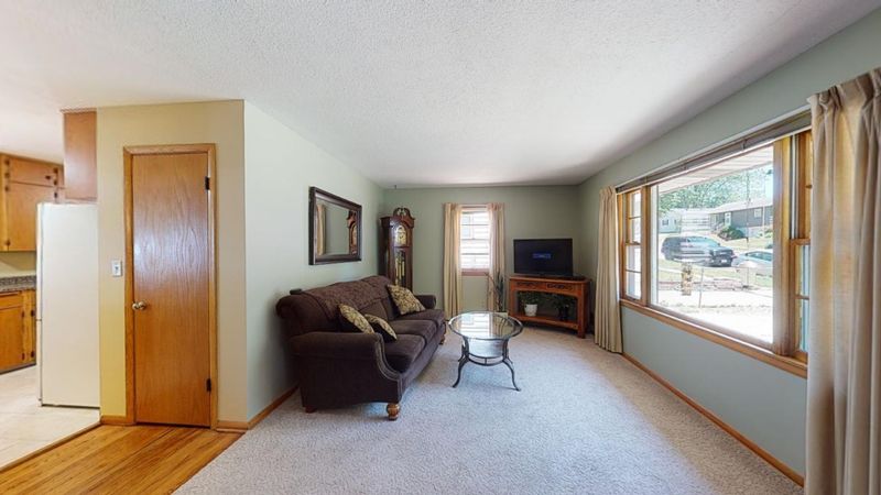 1823 17th St NW, Rochester, MN 55901