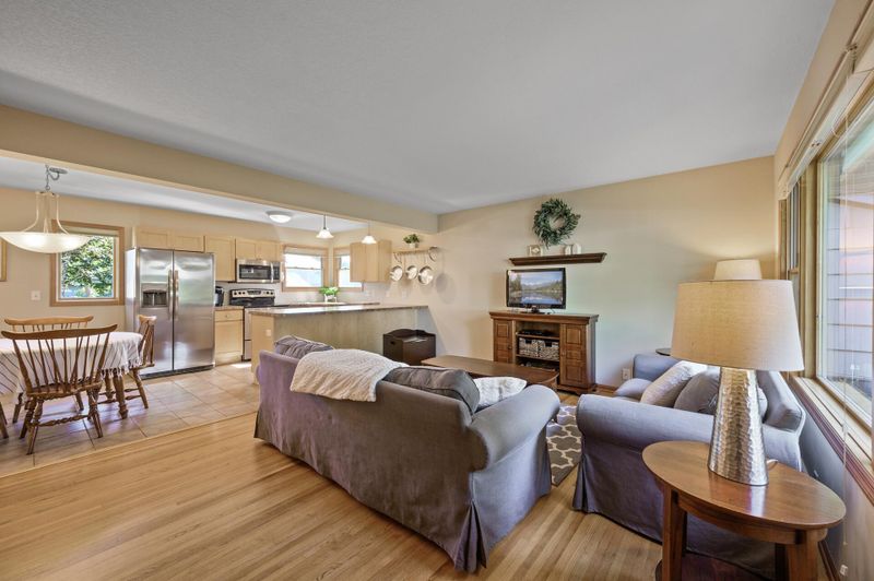 2028 Itasca Ave, Saint Paul, MN 55116