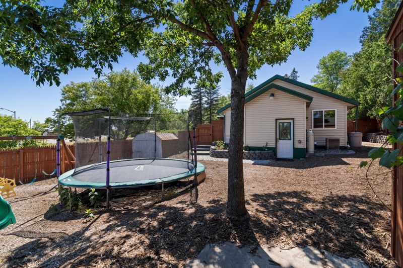 614 11th Ave NE, Brainerd, MN 56401