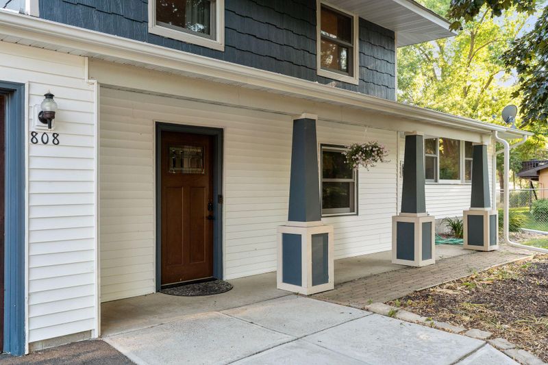 808 11th Ave SE, Forest Lake, MN 55025