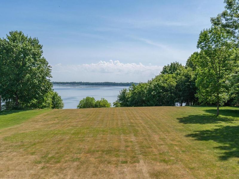 516 Barton Ave NW, Buffalo, MN 55313