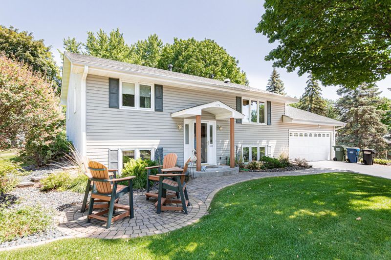 1874 13th St NW, New Brighton, MN 55112