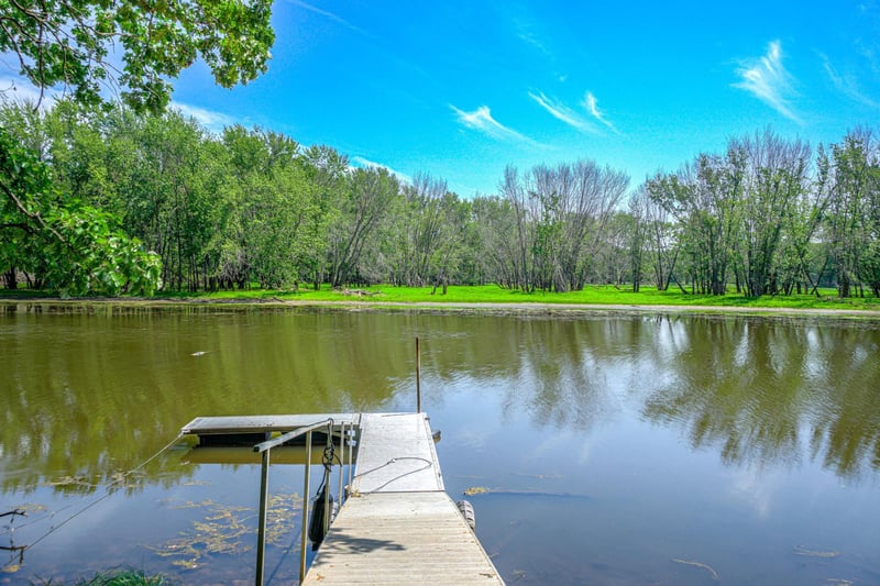 15101 Riverside Ave N, Marine On Saint Croix, MN 55047