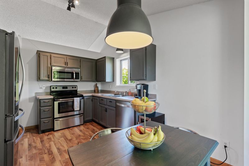 111 Charity Cir, Montrose, MN 55363