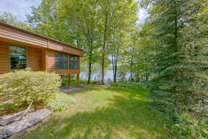 18566 Sherrys Arm Rd, Grand Rapids, MN 55744
