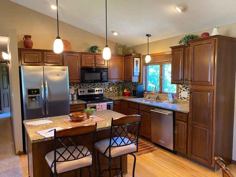 307 Skogen Ln, Kenyon, MN 55946
