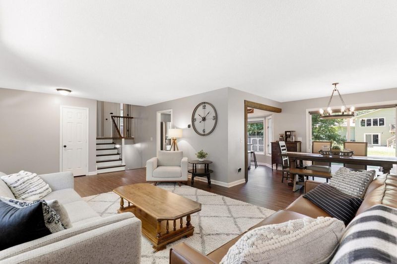 1909 19th Ter NW, New Brighton, MN 55112