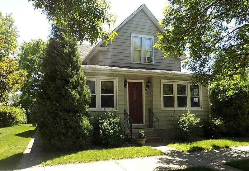 757 1st Ave, Gibbon, MN 55335