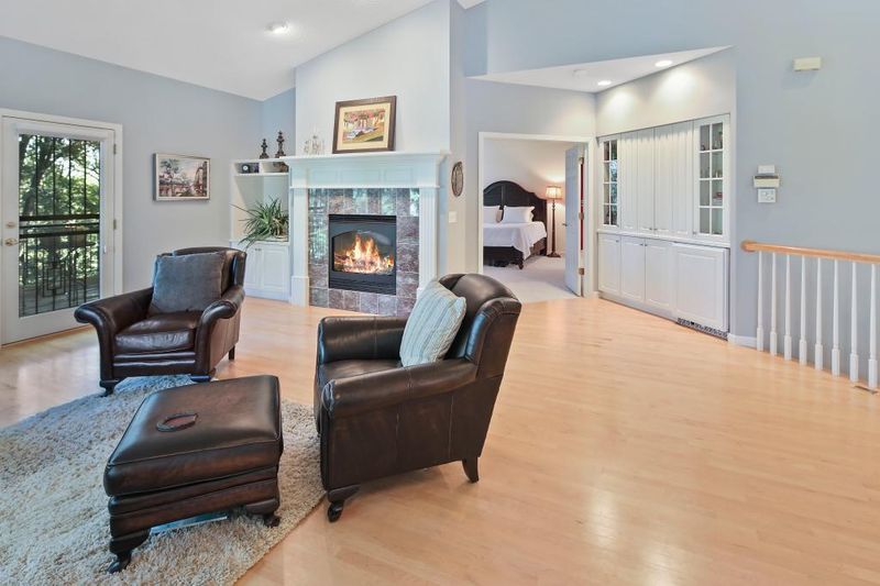 9 Summit Crossing, North Oaks, MN 55127