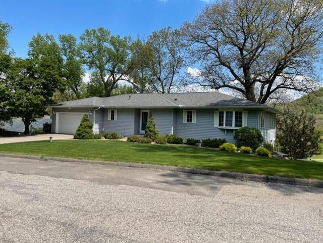 1770 Valley View Dr, Winona, MN 55987