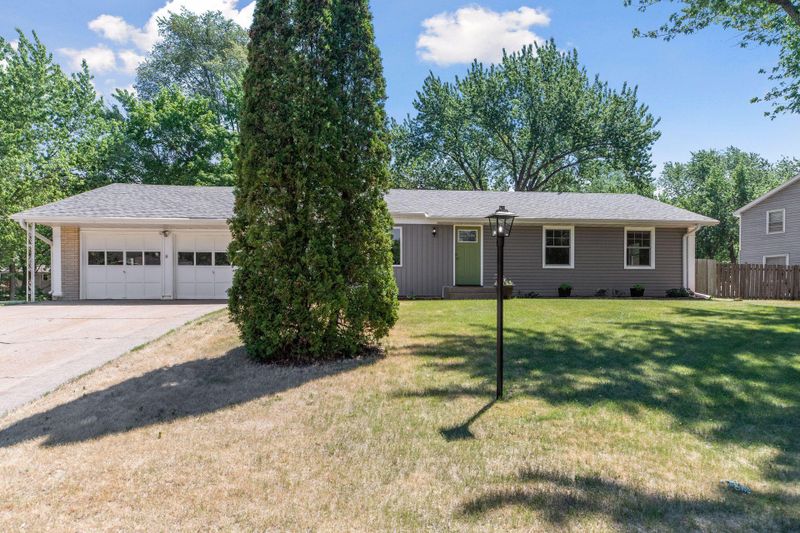 10725 Xavis St NW, Coon Rapids, MN 55433
