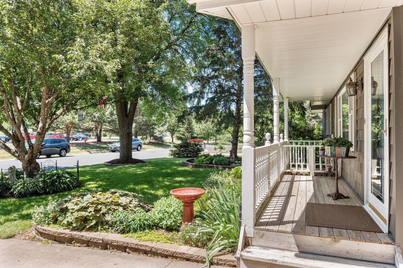 1783 Carnelian Ln, Eagan, MN 55122