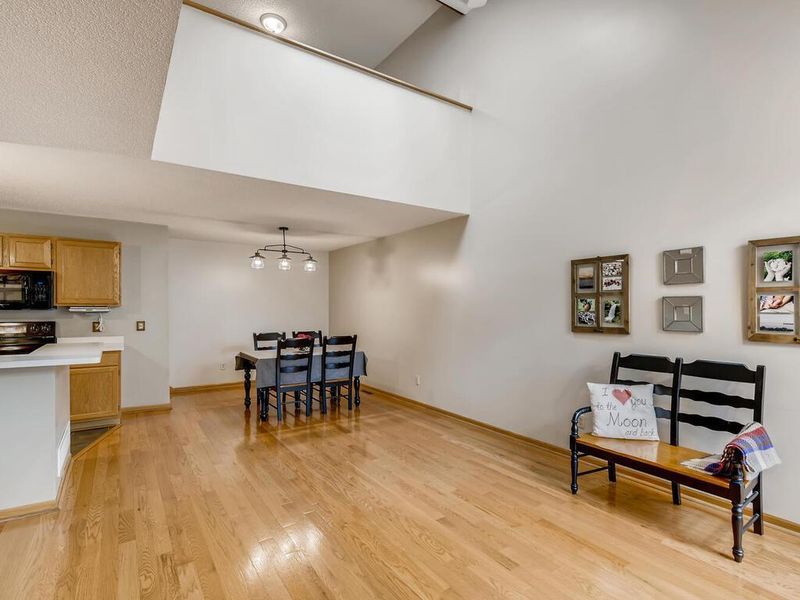 13104 Gable Ln, Apple Valley, MN 55124