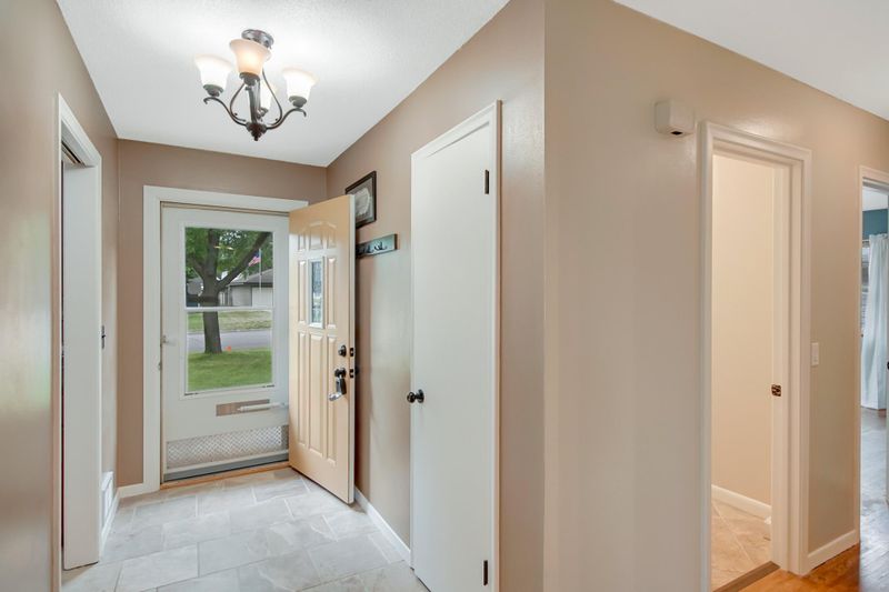 8691 Hallmark Ave S, Cottage Grove, MN 55016