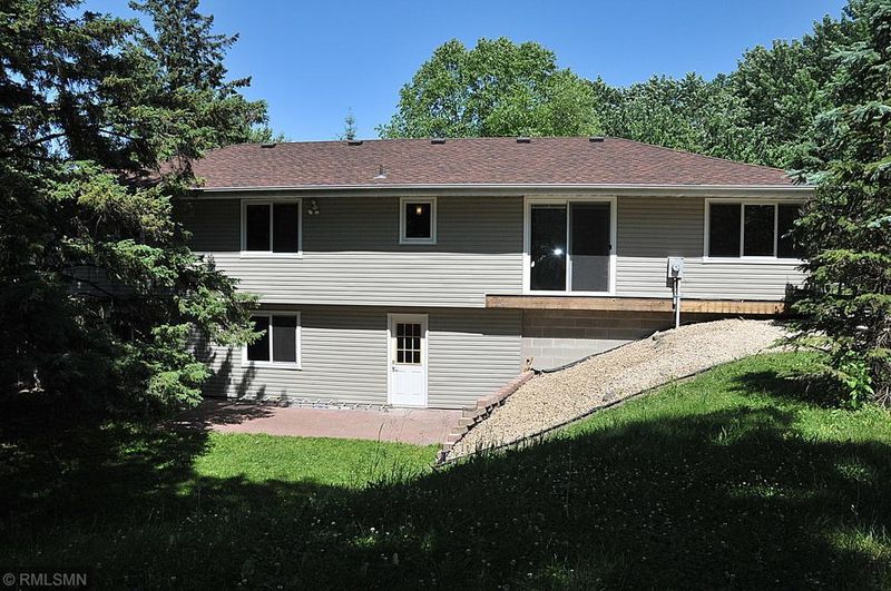 6875 Berkshire Ln N, Maple Grove, MN 55311