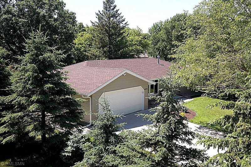 6875 Berkshire Ln N, Maple Grove, MN 55311