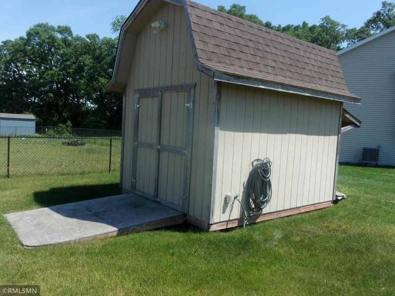 13898 N 7th Ave N, Zimmerman, MN 55398