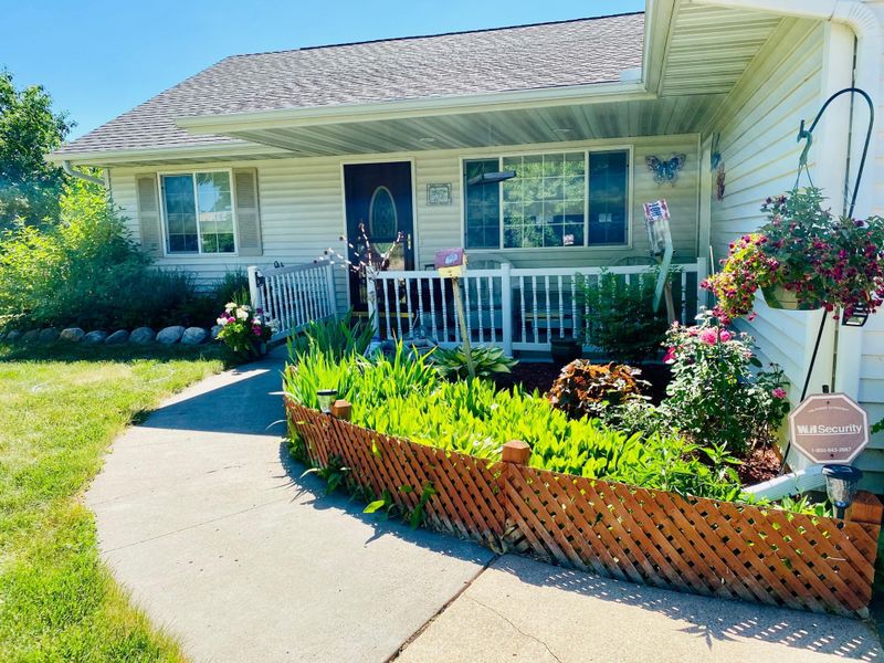 5471 Main Ave NE, Albertville, MN 55301
