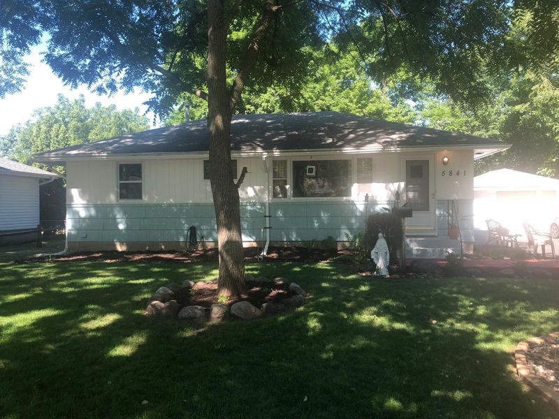 5841 Regent Ave N, Crystal, MN 55429