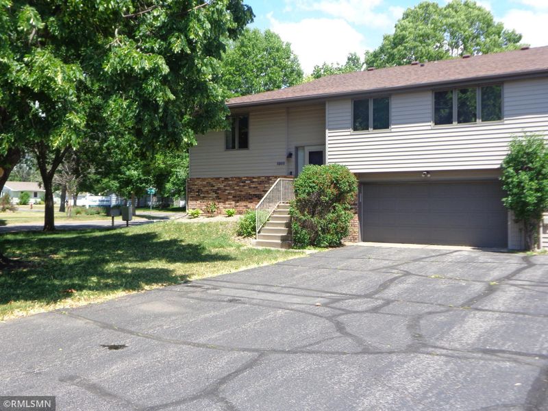 1311 12th Ave N, Saint Cloud, MN 56303