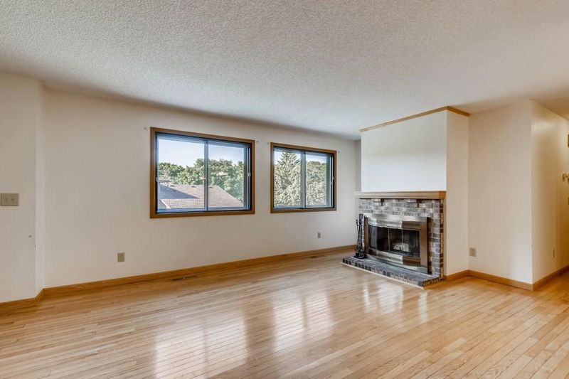12605 Alder St NW, Coon Rapids, MN 55448