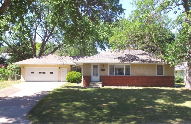 3445 76th St E, Inver Grove Heights, MN 55076
